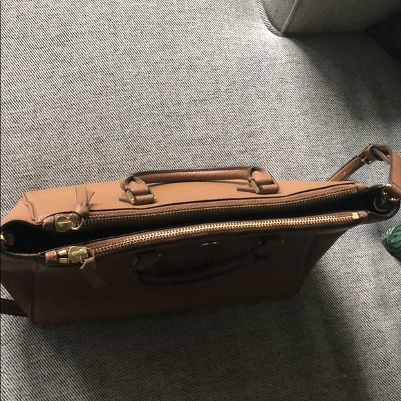 Tory Burch Handbag - like new!!!! - Picture 3 of 4